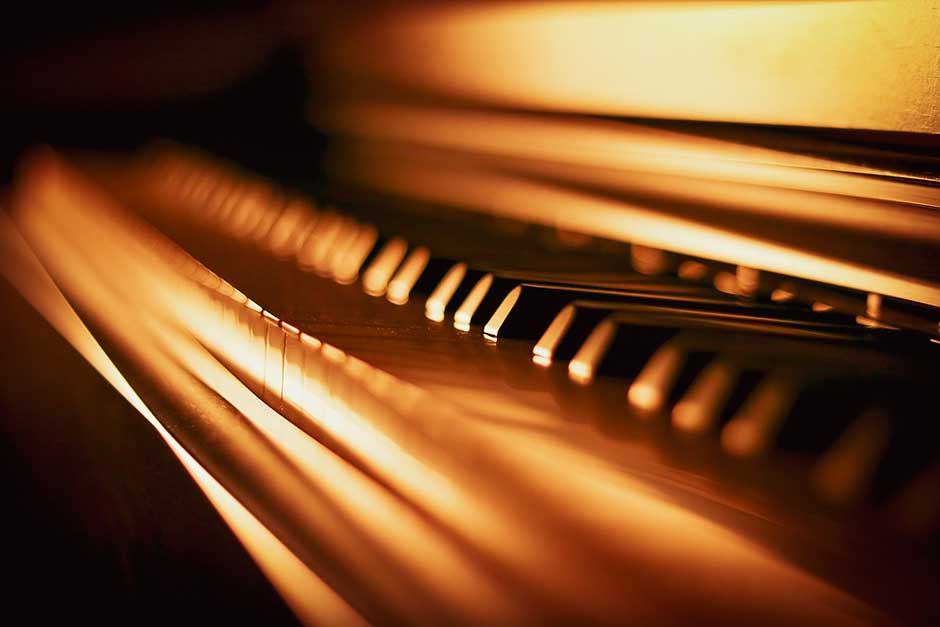 Klavier in der Sonne
