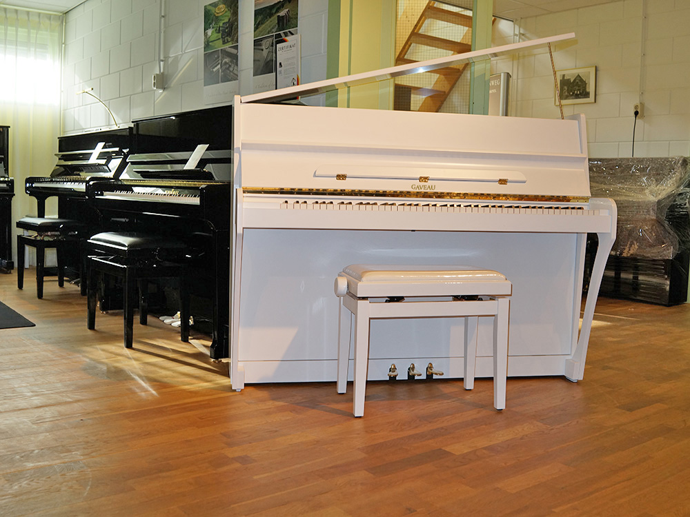 Schimmel Gaveau LG66 (by Schimmel) von 1970 in Wit mat