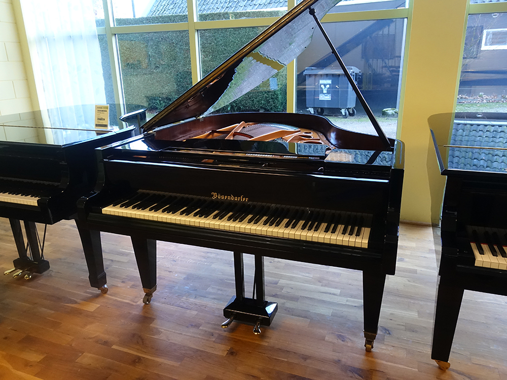 Bösendorfer 170 von 1975 in Zwart glimmend