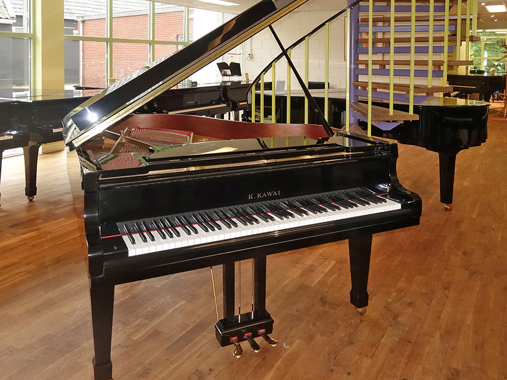 Kawai RX3 von 2006 in Zwart glimmend