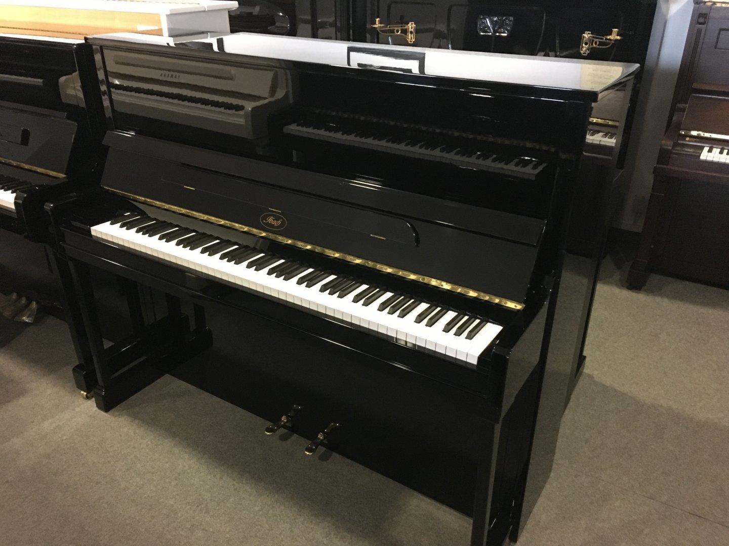 Ibach 123 von 1980 in Zwart glimmend