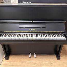 Pfeiffer 125-T von 1954 in Zwart mat