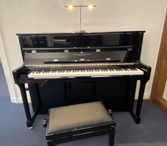Grotrian-Steinweg WGS 116 von 2019 in Zwart glimmend