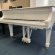 Steinway & Sons M-170 von 1923 in Wit glimmend