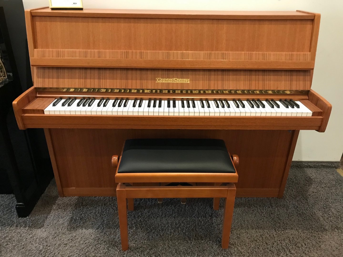Grotrian-Steinweg Mod. 110 von 1974 in Noten mat