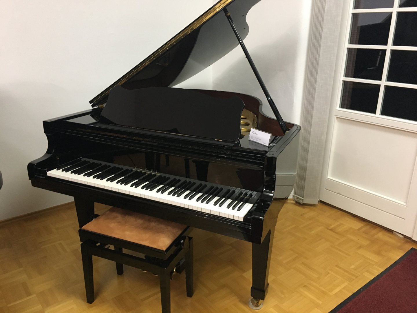 Vogel V 180 T by Schimmel von 2009 in Zwart glimmend