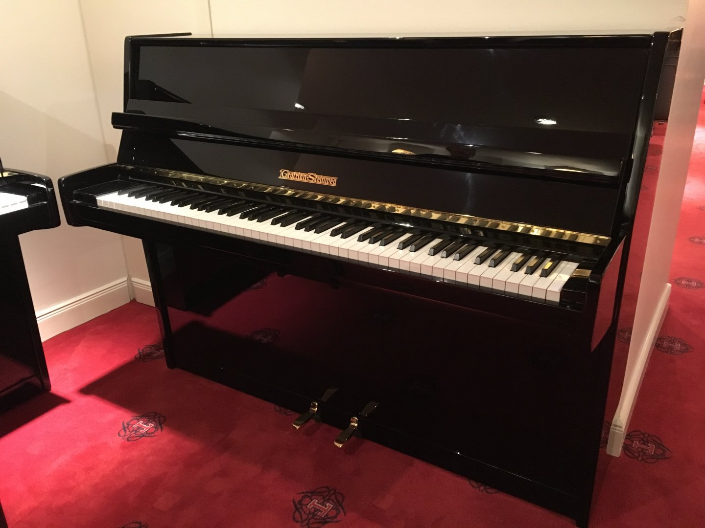 Grotrian-Steinweg 110 schwarz poliert von 1974 in Zwart glimmend