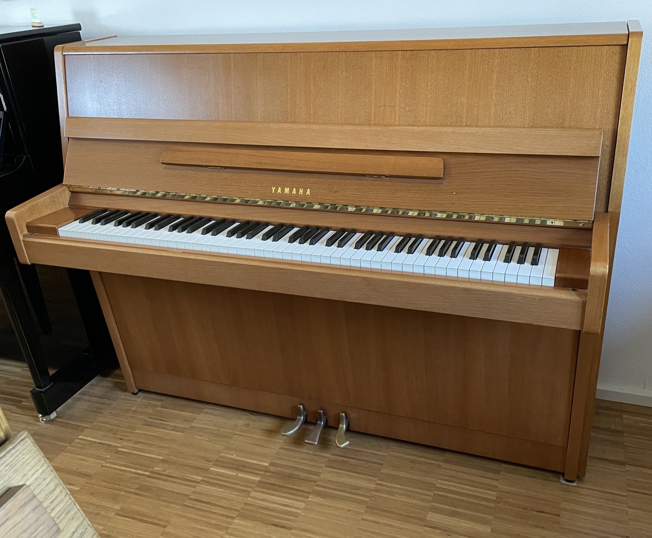 Yamaha P2 von 1980 in Noten mat