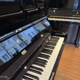 Steinway & Sons K-132 Silent von 2005 in Zwart glimmend